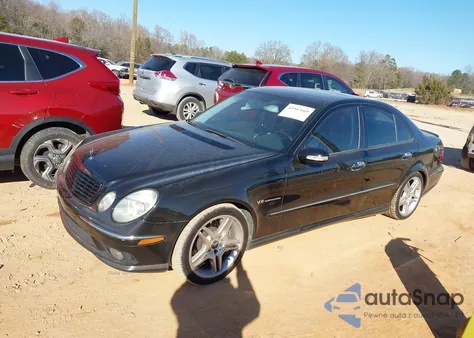 2005 Mercedes-Benz E 55 Amg z USA, uszkodzony, nr VIN WDBUF76J45A679022